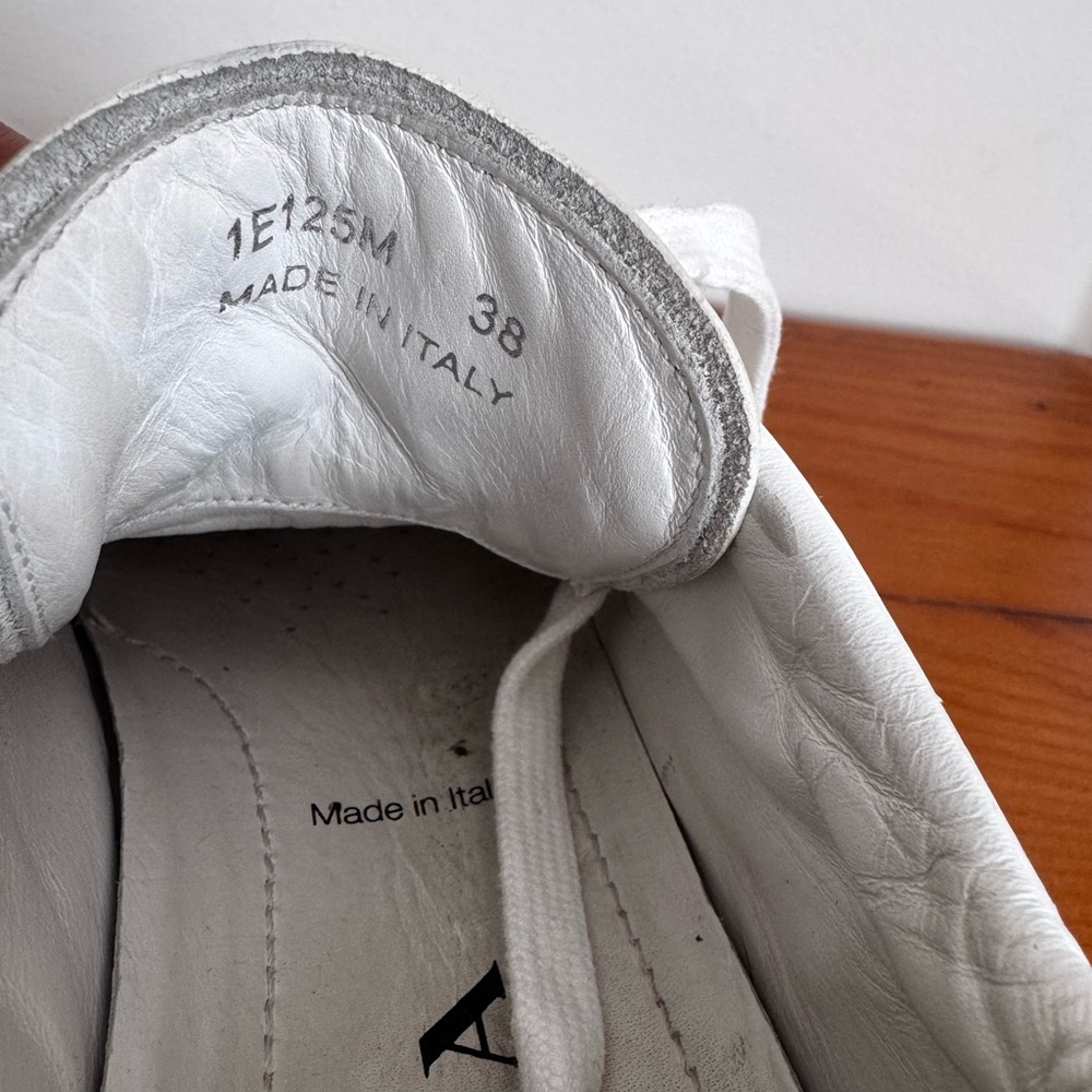 Authentic Prada White Leather Low-Top Sneakers - Picture 3 of 4